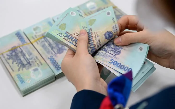 Bộ Tài chính đề xuất không cần thanh toán chuyển khoản cho hàng hóa, dịch vụ, tiền lương, tiền công cho tại địa bàn khó khăn, đặc biệt khó khăn - Ảnh: CTV
