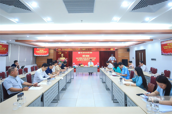 Quang cảnh Hội nghị Ban Thường vụ Hội Luật gia Việt Nam lần thứ VII, nhiệm kỳ 2024 – 2029 (Ảnh: Hữu Thắng).