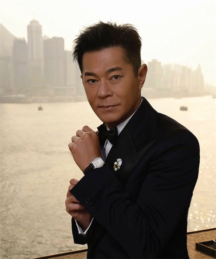 Diễn viên Cổ Thiên Lạc. Ảnh:&nbsp;Weibo