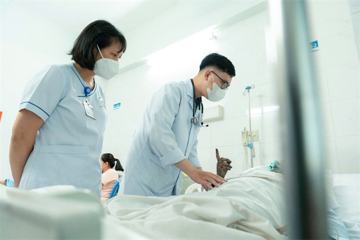 Bệnh nhân liên quan đến vụ cháy điều trị tại Bệnh viện Thống Nhất. (Ảnh: BVCC/Sức khỏe & Đời sống)