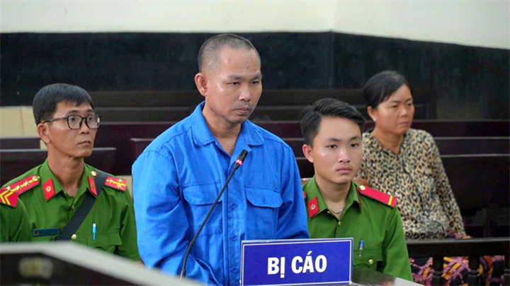 Bị cáo Thái Văn Bình tại phiên tòa xét xử sơ thẩm - Ảnh: H.T./Tuổi Trẻ