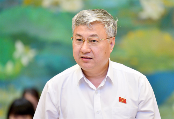 Đại biểu Trần Văn Lâm, Đoàn ĐBQH tỉnh Bắc Ninh (Ảnh: Media Quochoi)