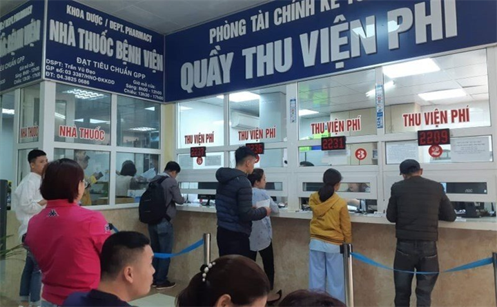 Bộ Y tế đề xuất thay đổi cách định giá dịch vụ khám chữa ở bệnh viện công./ Theo Tạp chí Thương hiệu và Công luận.