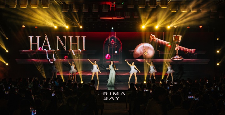 Những phần trình diễn mang dấu ấn riêng của Hà Nhi và Izara Thiên Nga lần lượt mở ra nhiều lớp cảm xúc, hòa cùng tinh thần của tòa tháp Prima Bay. Nguồn ảnh BIM Land