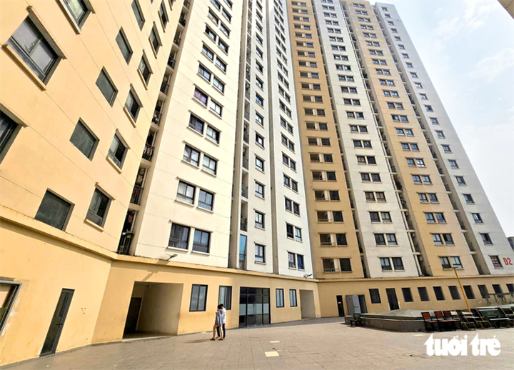 Ảnh tòa nhà D2 tại một dự án nhà ở xã hội ở xã Vĩnh Lộc, TP.HCM - Ảnh: CÔNG TRIỆU/ Theo báo Tuổi trẻ.