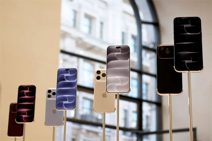 Apple vừa chính thức phát hành iOS 27. Ảnh: Forbes