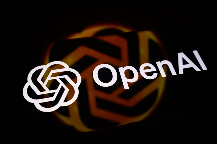 Logo OpenAI hiển thị trên màn hình smartphone tại Creteil, Pháp, ngày 29/6. Ảnh:&nbsp;Reuters