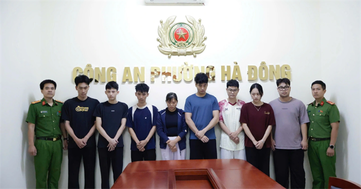 Các bị can trong vụ án (Ảnh: Nam Tâm).