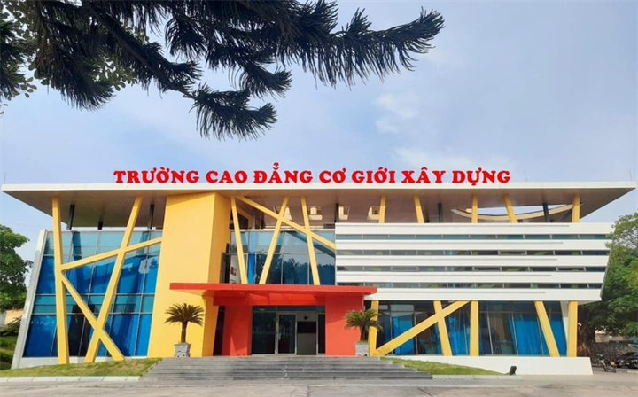 Trường Cao đẳng Cơ giới Xây dựng được chuyển giao nguyên trạng từ Bộ Giáo dục và Đào tạo về Ủy ban nhân dân thành phố Hải Phòng quản lý. Ảnh: Báo Điện tử Chỉnh phủ