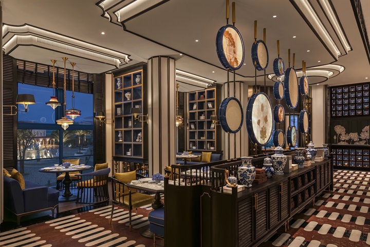 Nhà hàng Seta tại La Festa Phu Quoc - Curio Collection by Hilton nổi tiếng với ẩm thực Quảng Đông tinh tế.