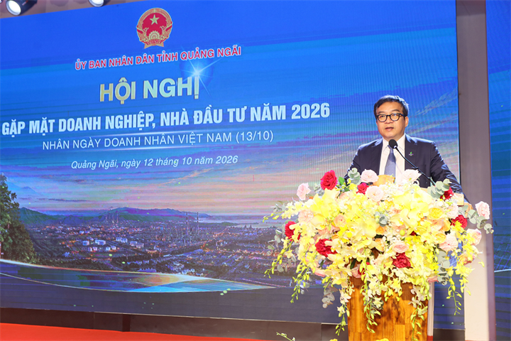 Tổng&nbsp;Giám đốc BSR Nguyễn Việt Thắng cam kết sẽ triển khai sâu rộng 6 ý kiến chỉ đạo của Chủ tịch UBND tỉnh Quảng Ngãi và tập trung phát triển BSR theo 4 định hướng chiến lược trong các giai đoạn tiếp theo.