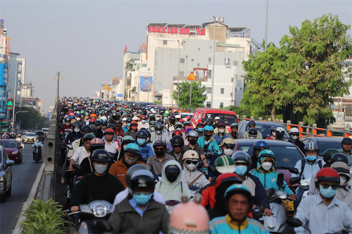 Xe xăng dầu vào trung tâm TPHCM có thể bị hạn chế từ năm 2028. Ảnh: VTCnews