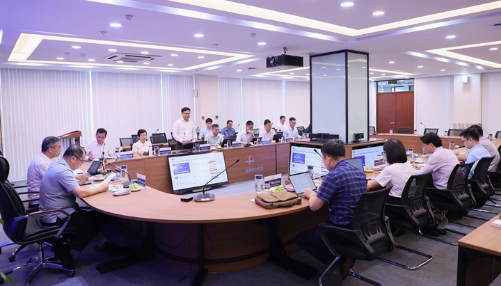 Đại diện Lãnh đạo Tổng Công ty báo cáo tại buổi làm việc. Nguồn ảnh EVNGENCO3