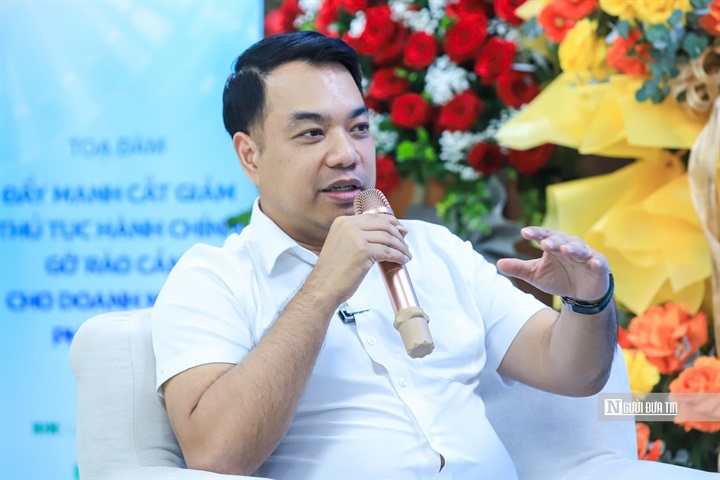 TS. Mạc Quốc Anh - Phó Chủ tịch kiêm Tổng Thư ký Hiệp hội Doanh nghiệp nhỏ và vừa thành phố Hà Nội (Ảnh: Hữu Thắng).