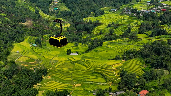 Cáp treo Fansipan mở ra hành trình chinh phục “Nóc nhà Đông Dương” thật dễ dàng với mọi du khách, đồng thời tạo động lực phát triển du lịch Sa Pa và vùng Tây Bắc