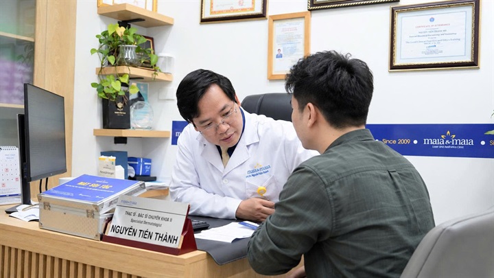 Kiến ba khoang xuất hiện nhiều tại Hà Nội, bác sĩ cảnh báo tổn thương da dễ nhầm với zona. Ảnh: BSCC