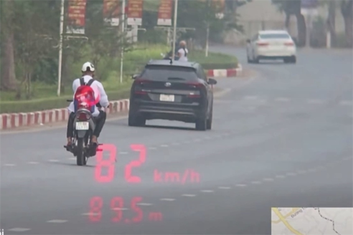 Hình ảnh G. vi phạm tốc độ (Ảnh: Cắt từ clip).