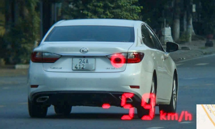 Tài xế L.K.A. chạy 59 km/h, vượt quá tốc độ cho phép 9 km/h. (Ảnh: Đội CSGT đường bộ số 1, Phòng CSGT Công an tỉnh Lào Cai)