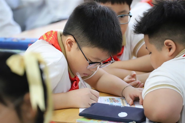 Dự thảo điều chỉnh định mức tiết dạy của giáo viên phổ thông. Ảnh: Lê Liên