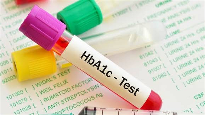 HbA1c giúp đánh giá khả năng kiểm soát đường huyết trong khoảng 2–3 tháng