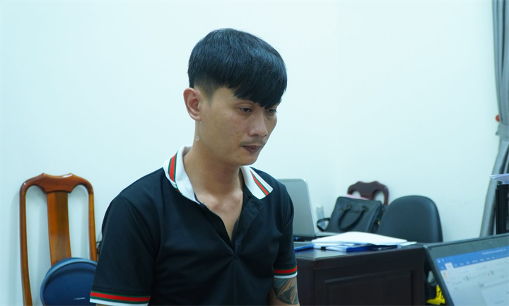 Vũ tại cơ quan công an. Ảnh: Dân Trí