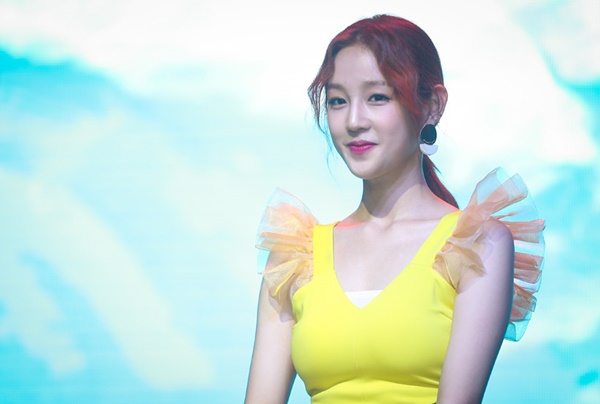 Nóng: Nữ ca sĩ nổi tiếng đột ngột qua đời ở tuổi 30, cảnh sát vội vào cuộc điều tra - Ảnh 2. Nóng: Nữ ca sĩ nổi tiếng đột ngột qua đời ở tuổi 30, cảnh sát vội vào cuộc điều tra - Ảnh 2.