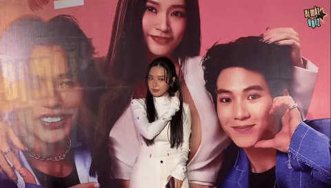 Midu và thiếu gia nhựa Duy Tân từng công khai sánh đôi ở sự kiện, thái độ lạ của cả hai gây chú ý - Ảnh 4. Midu và thiếu gia nhựa Duy Tân từng công khai sánh đôi ở sự kiện, thái độ lạ của cả hai gây chú ý - Ảnh 4.