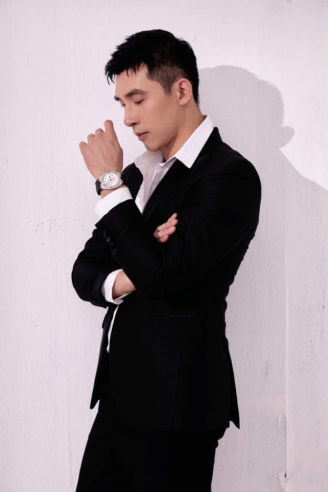 Midu và thiếu gia nhựa Duy Tân từng công khai sánh đôi ở sự kiện, thái độ lạ của cả hai gây chú ý - Ảnh 10. Midu và thiếu gia nhựa Duy Tân từng công khai sánh đôi ở sự kiện, thái độ lạ của cả hai gây chú ý - Ảnh 10.