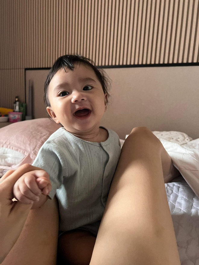 Bảo Anh tiết lộ cuộc sống bận rộn hậu sinh con: Đi hát xong hối hả chạy về cho Misumi ngủ - Ảnh 5. Bảo Anh tiết lộ cuộc sống bận rộn hậu sinh con: Đi hát xong hối hả chạy về cho Misumi ngủ - Ảnh 5.