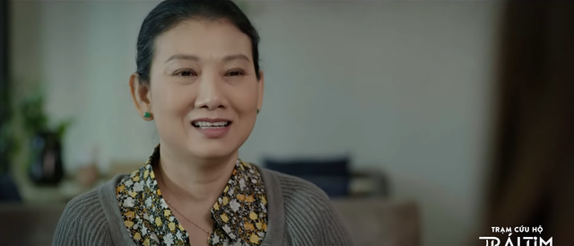 Trạm Cứu Hộ Trái Tim tập 23: Nữ phụ bị chê quá vô duyên, cứ cất giọng là khán giả muốn tắt TV - Ảnh 2. Trạm Cứu Hộ Trái Tim tập 23: Nữ phụ bị chê quá vô duyên, cứ cất giọng là khán giả muốn tắt TV - Ảnh 2.