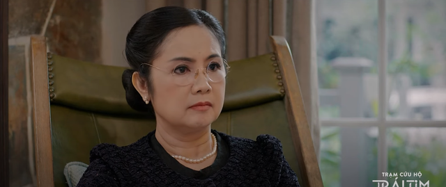 Trạm Cứu Hộ Trái Tim tập 23: Nữ phụ bị chê quá vô duyên, cứ cất giọng là khán giả muốn tắt TV - Ảnh 7. Trạm Cứu Hộ Trái Tim tập 23: Nữ phụ bị chê quá vô duyên, cứ cất giọng là khán giả muốn tắt TV - Ảnh 7.