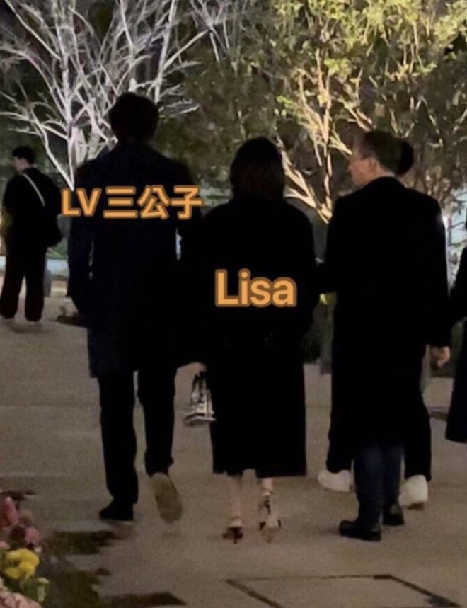Lisa đích thân xả ảnh hẹn hò tại Pháp, mắc công khai bạn trai tỷ phú lắm rồi! - Ảnh 9.