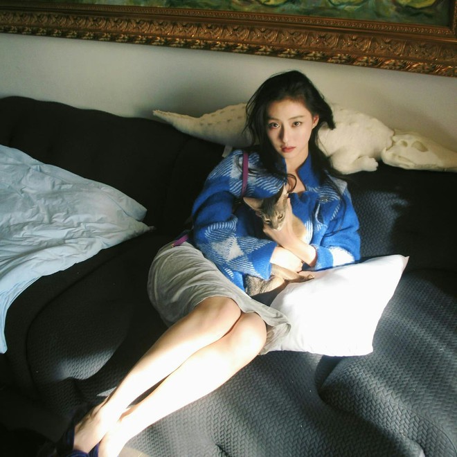 Nữ diễn viên mất tích sau vụ rò rỉ clip nhạy cảm dài 20 phút - Ảnh 3. Nữ diễn viên mất tích sau vụ rò rỉ clip nhạy cảm dài 20 phút - Ảnh 3.