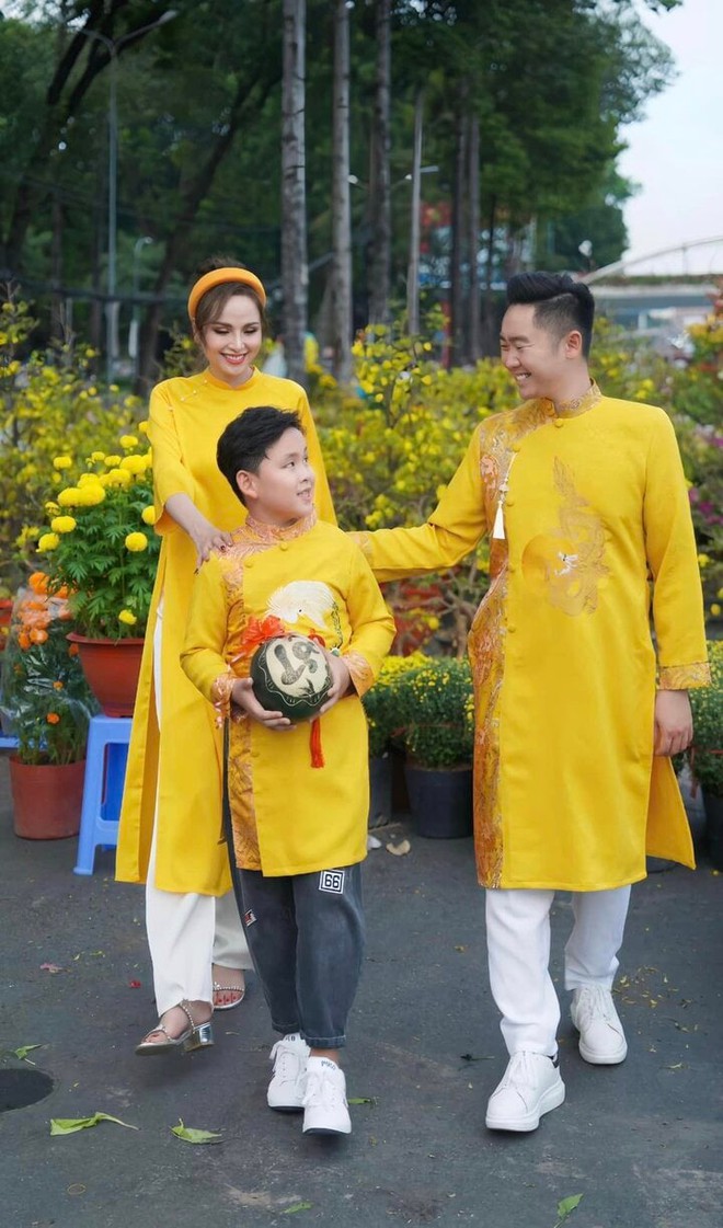 Hoa hậu Vbiz từ bỏ sự nghiệp sang nước ngoài làm thợ xăm, công khai danh tính người chồng thứ 3 - Ảnh 8.