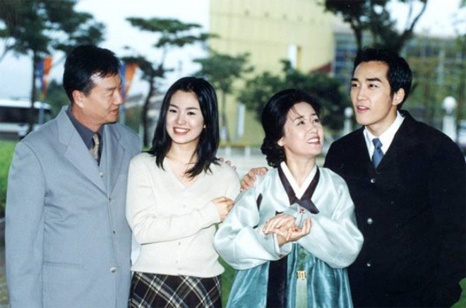 Chồng minh tinh Trái Tim Mùa Thu: Nhập viện tâm thần giữa cáo buộc tấn công tình dục chị vợ, bị vạch trần sàm sỡ 1 sao nữ khác - Ảnh 7. Chồng minh tinh Trái Tim Mùa Thu: Nhập viện tâm thần giữa cáo buộc tấn công tình dục chị vợ, bị vạch trần sàm sỡ 1 sao nữ khác - Ảnh 7.