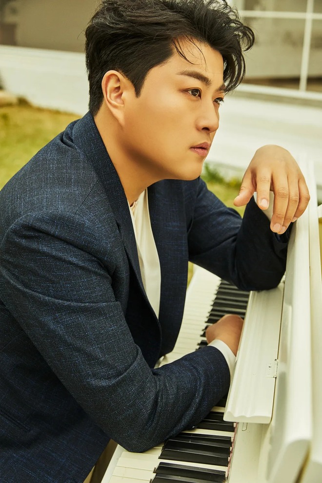 Lột trần thủ đoạn gây phẫn nộ của ca sĩ 9X trong vụ lái xe Bentley gây tai nạn bỏ trốn - Ảnh 5. Lột trần thủ đoạn gây phẫn nộ của ca sĩ 9X trong vụ lái xe Bentley gây tai nạn bỏ trốn - Ảnh 5.