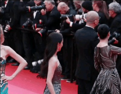 Dàn sao lố lăng của Cbiz ở Cannes: Bị hắt hủi đến bẽ mặt giữa thảm đỏ! - Ảnh 3. Dàn sao lố lăng của Cbiz ở Cannes: Bị hắt hủi đến bẽ mặt giữa thảm đỏ! - Ảnh 3.
