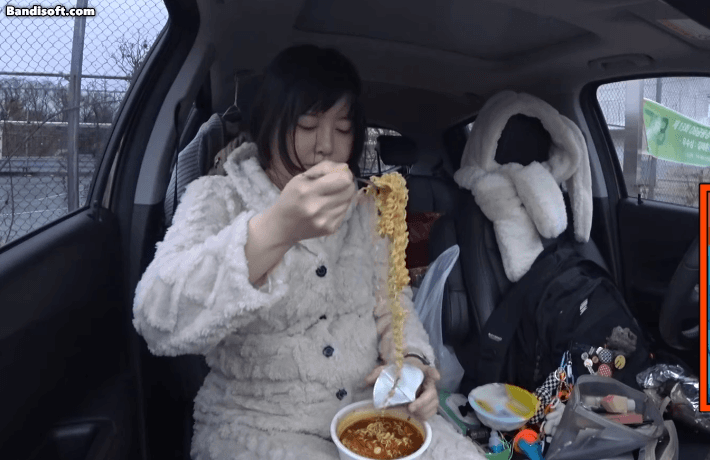 Goo Hye Sun: Cả đời bám danh nàng Cỏ, bị ghét bỏ vì thích đóng vai nạn nhân, sự nghiệp tan tành vẫn sở hữu khối tài sản khủng - Ảnh 8. Goo Hye Sun: Cả đời bám danh nàng Cỏ, bị ghét bỏ vì thích đóng vai nạn nhân, sự nghiệp tan tành vẫn sở hữu khối tài sản khủng - Ảnh 8.