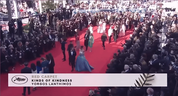 Clip 15 giây của Thảo Nhi Lê trên thảm đỏ Cannes, thái độ truyền thông quốc tế thế nào? - Ảnh 7. Clip 15 giây của Thảo Nhi Lê trên thảm đỏ Cannes, thái độ truyền thông quốc tế thế nào? - Ảnh 7.
