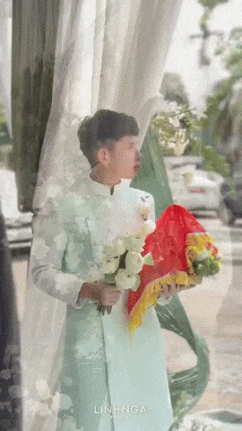 Hot: Cầu thủ Hồng Duy Pinky làm lễ ăn hỏi với bạn gái thạc sĩ, cô dâu xinh đẹp tinh tế chăm chồng từng chút một - Ảnh 3.