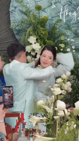 Hot: Cầu thủ Hồng Duy Pinky làm lễ ăn hỏi với bạn gái thạc sĩ, cô dâu xinh đẹp tinh tế chăm chồng từng chút một - Ảnh 5.