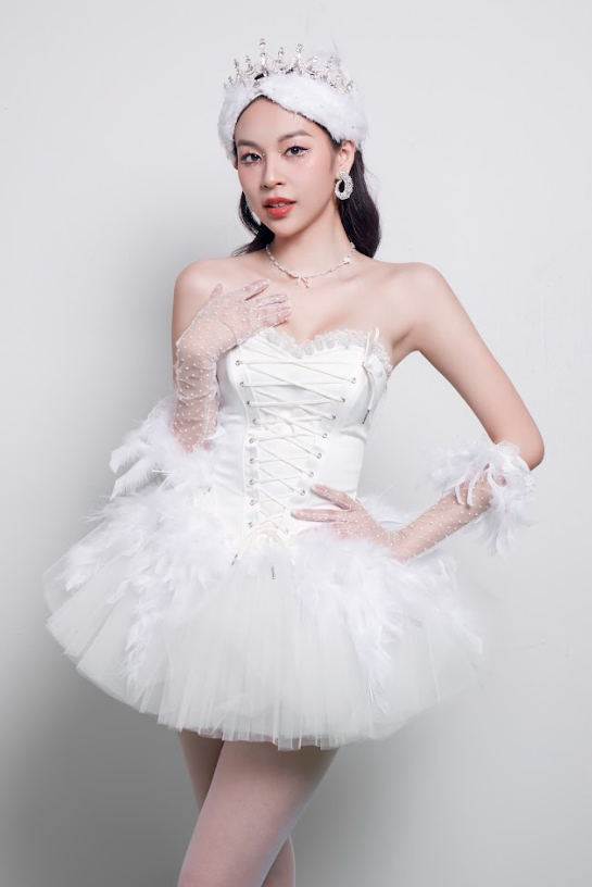 Phản ứng của Phí Phương Anh khi bị tóm loạt hint hẹn hò chồng cũ Lệ Quyên - Ảnh 7. Phản ứng của Phí Phương Anh khi bị tóm loạt hint hẹn hò chồng cũ Lệ Quyên - Ảnh 7.
