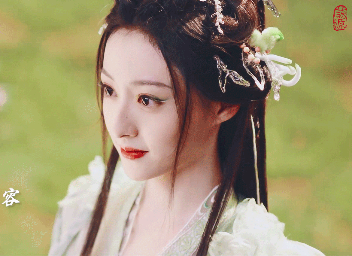 Mỹ nhân lộ clip nhạy cảm dài 20 phút tái xuất, phản ứng của netizen gây sốc - Ảnh 2. Mỹ nhân lộ clip nhạy cảm dài 20 phút tái xuất, phản ứng của netizen gây sốc - Ảnh 2.