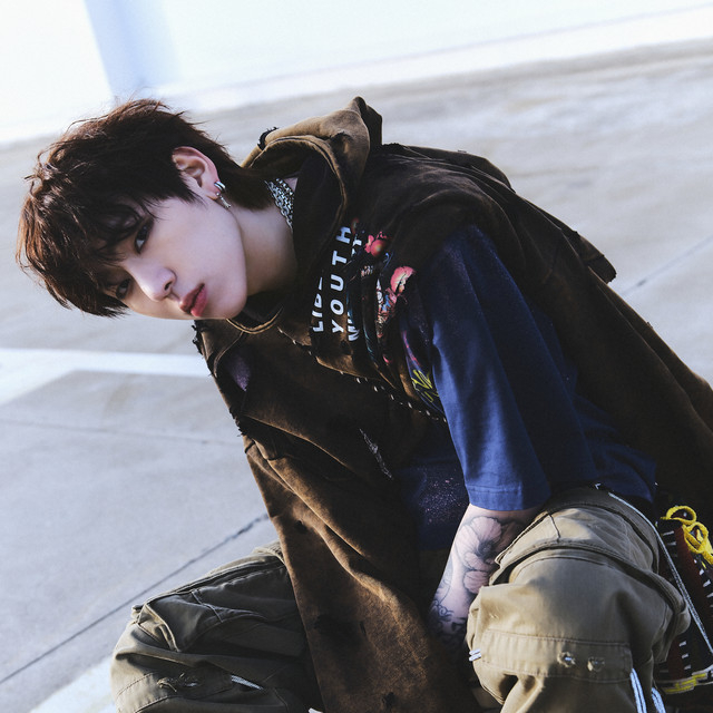 Nam idol được mẹ dung túng cho hành vi bạo lực với bạn gái, 8 năm sau giúp che giấu tội ác của nhóm bạn Seungri - Ảnh 4.