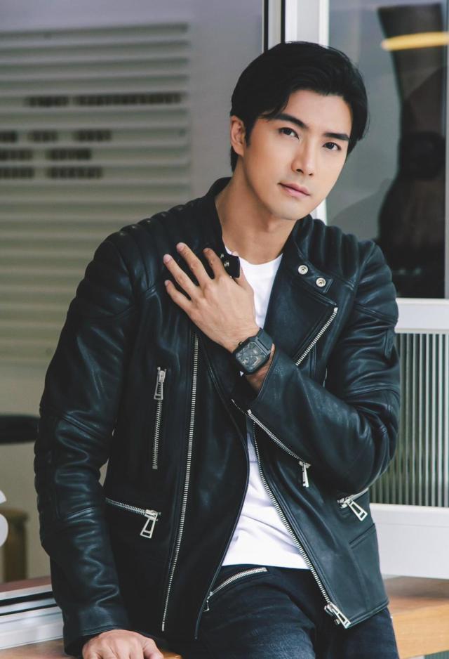 Nóng: Hạ Quân Tường bị điều tra, cảnh sát ập vào khám nhà khẩn cấp sau cáo buộc tấn công tình dục - Ảnh 2. Nóng: Hạ Quân Tường bị điều tra, cảnh sát ập vào khám nhà khẩn cấp sau cáo buộc tấn công tình dục - Ảnh 2.