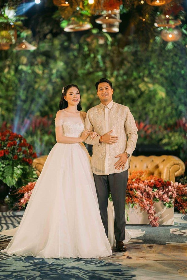 Hôn lễ kín bưng của sao Vbiz ở nước ngoài, xa hoa không kém đám cưới Tăng Thanh Hà - Ảnh 5. Hôn lễ kín bưng của sao Vbiz ở nước ngoài, xa hoa không kém đám cưới Tăng Thanh Hà - Ảnh 5.