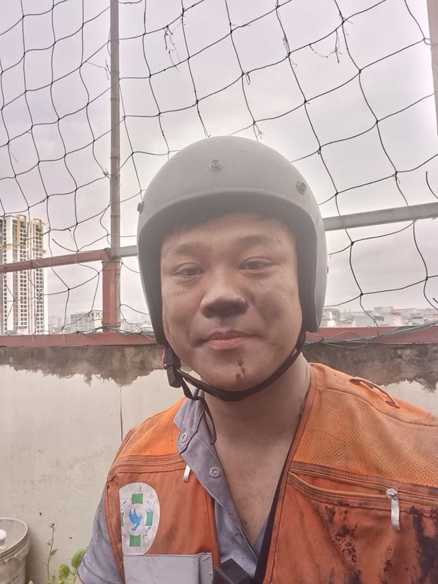 Việt Nam tôi ra ngõ là gặp anh hùng, những anh hùng không mặc áo choàng - Ảnh 5. Việt Nam tôi ra ngõ là gặp anh hùng, những anh hùng không mặc áo choàng - Ảnh 5.