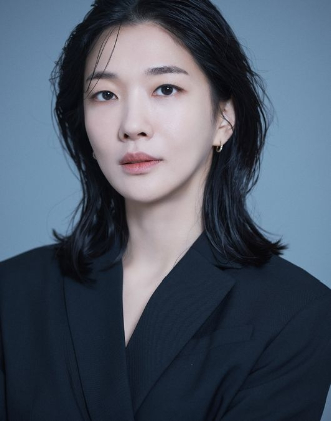 Sốc: Nữ diễn viên Quật Mộ Trùng Ma tái phát ung thư chỉ sau 1 năm cắt bỏ khối u - Ảnh 3. Sốc: Nữ diễn viên Quật Mộ Trùng Ma tái phát ung thư chỉ sau 1 năm cắt bỏ khối u - Ảnh 3.