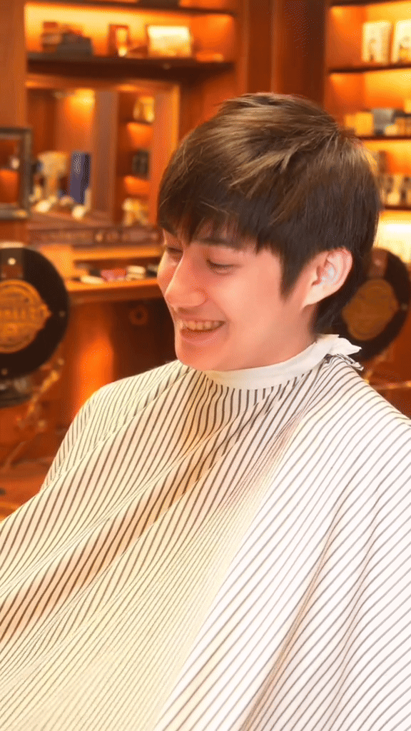 Lộ clip hiếm của bạn trai Thiều Bảo Trâm, sốc visual vì chiếc nhan sắc cực phẩm - Ảnh 3. Lộ clip hiếm của bạn trai Thiều Bảo Trâm, sốc visual vì chiếc nhan sắc cực phẩm - Ảnh 3.