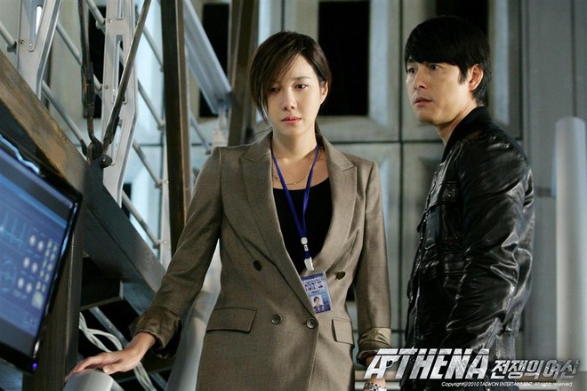 Song Hye Kyo và Jung Woo Sung chia tay sau 3 năm bí mật hẹn hò? - Ảnh 9.